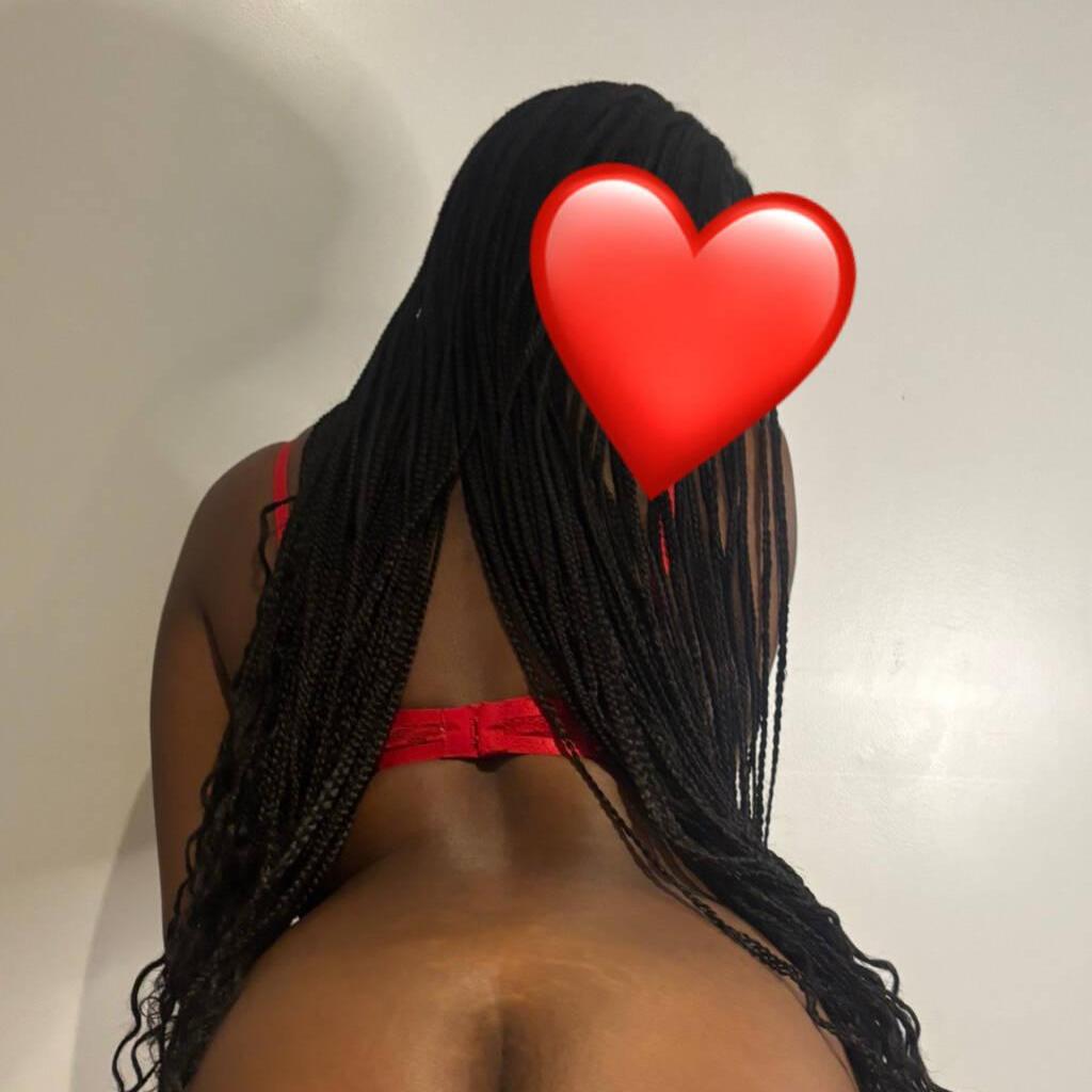 
                        Amaara
                     is Female Escorts. | Sherbrooke | Quebec | Canada | canadatopescorts.com 