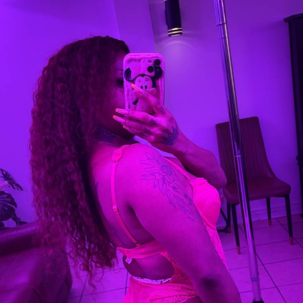 
                        Sasha
                     is Female Escorts. | Sherbrooke | Quebec | Canada | canadatopescorts.com 