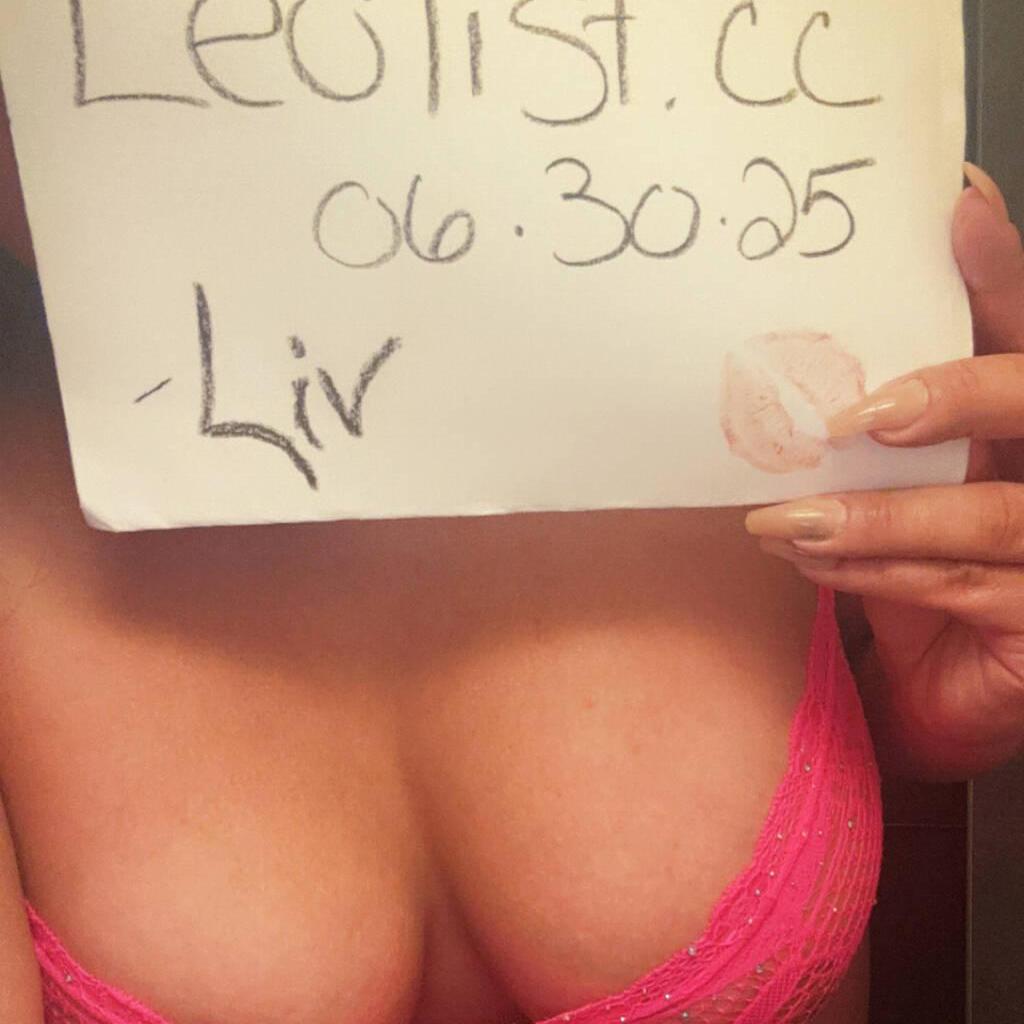 
                        Liv
                     is Female Escorts. | Toronto | Ontario | Canada | canadatopescorts.com 