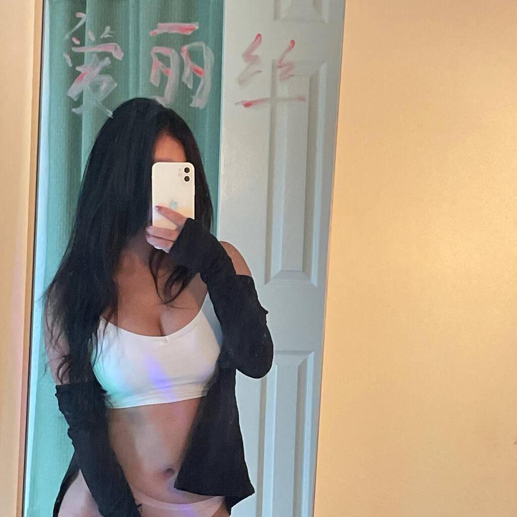 
                        Alice
                     is Female Escorts. | Toronto | Ontario | Canada | canadatopescorts.com 