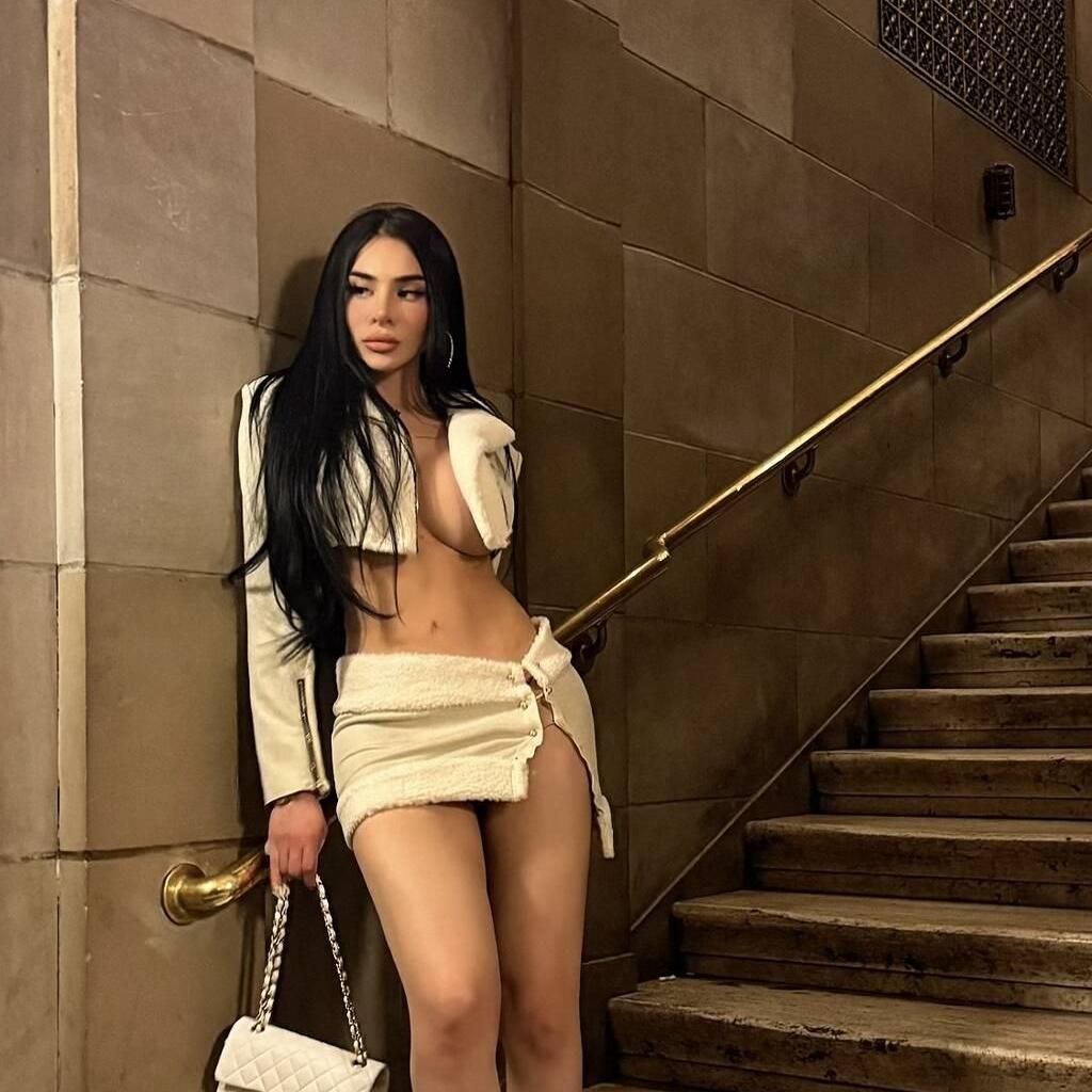 
                        MEXICAN BARBIE
                     is Female Escorts. | Calgary | Alberta | Canada | canadatopescorts.com 