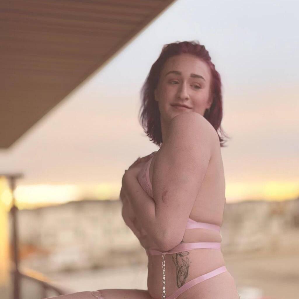 
                        Alina
                     is Female Escorts. | Calgary | Alberta | Canada | canadatopescorts.com 