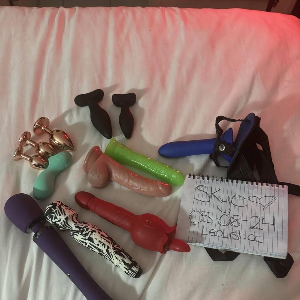 
                        Skye (AVAILABLE NOW!)
                     is Female Escorts. | Medicine Hat | Alberta | Canada | canadatopescorts.com 