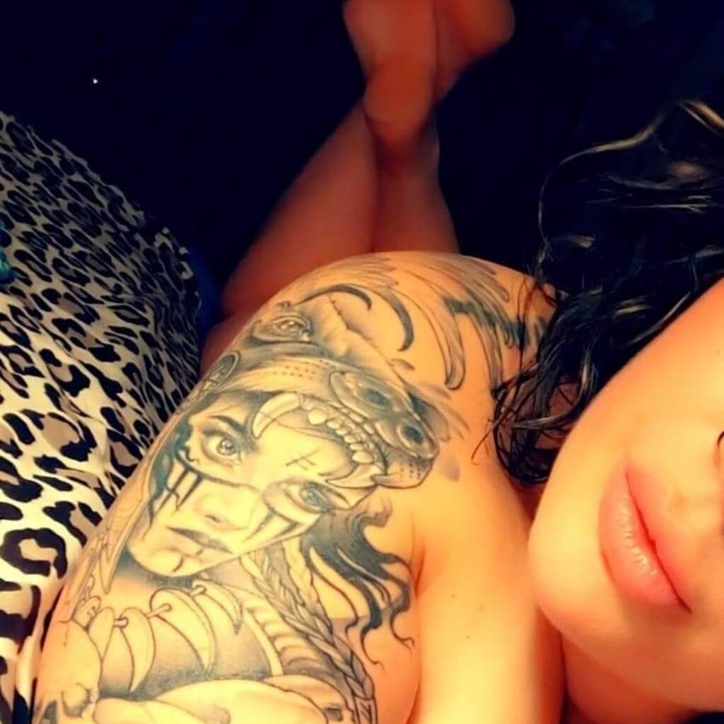 
                        Miss Theda XoXo
                     is Female Escorts. | Red Deer | Alberta | Canada | canadatopescorts.com 