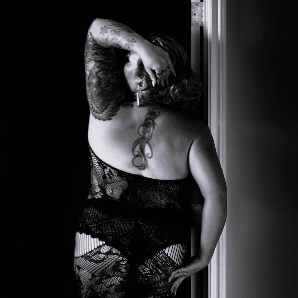 
                        Miss Theda XoXo
                     is Female Escorts. | Red Deer | Alberta | Canada | canadatopescorts.com 