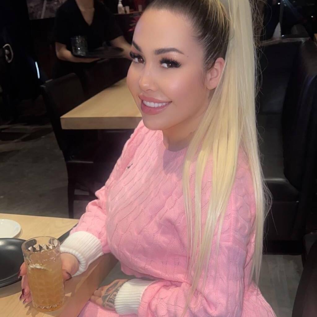 
                        Sabrina
                     is Female Escorts. | Trois Rivieres | Quebec | Canada | canadatopescorts.com 
