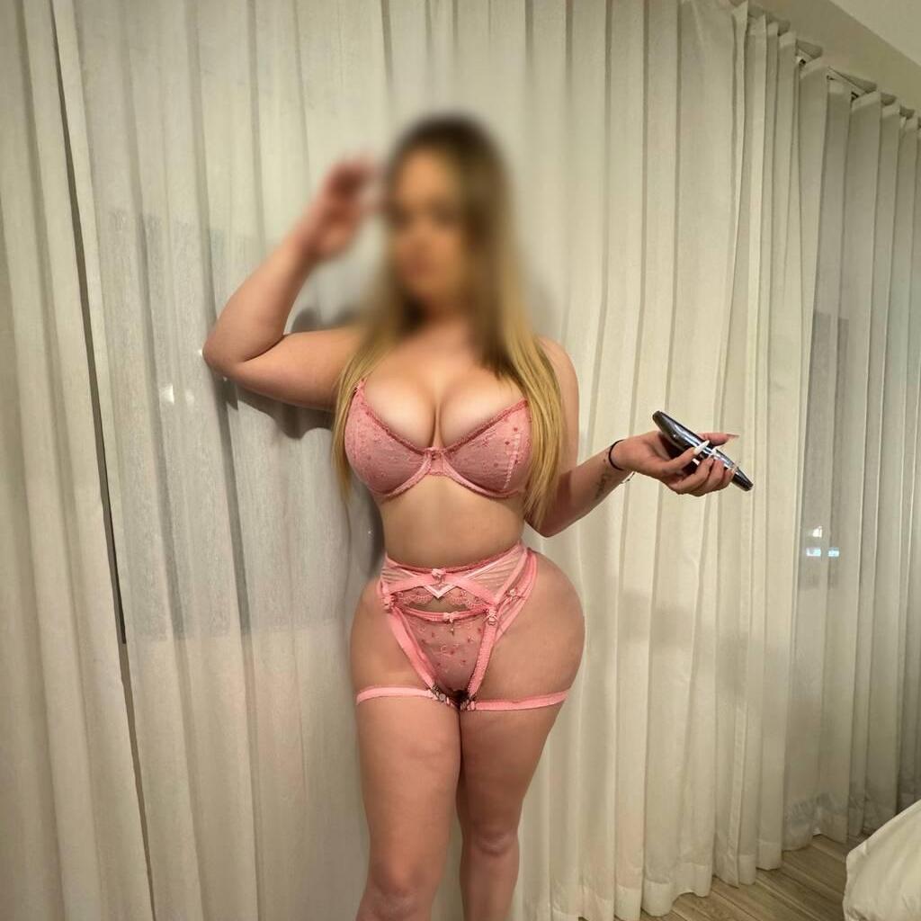 
                        Lola 514.710.5904
                     is Female Escorts. | Vancouver | British Columbia | Canada | canadatopescorts.com 