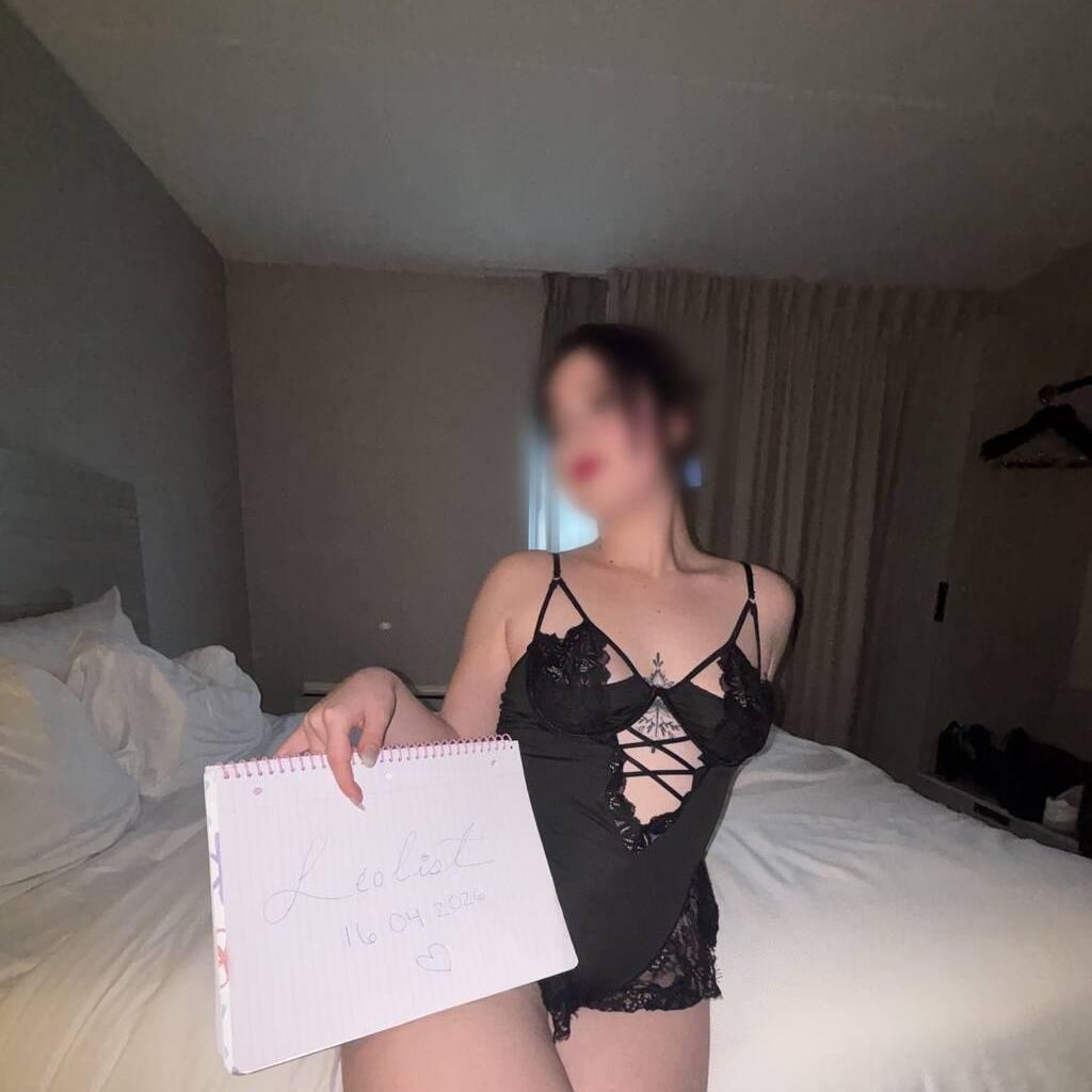 
                        Jenny
                     is Female Escorts. | Kingston | Ontario | Canada | canadatopescorts.com 