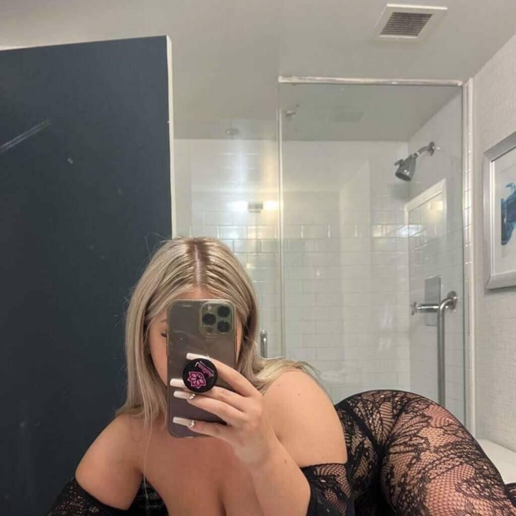 
                        Tina
                     is Female Escorts. | Niagara | Ontario | Canada | canadatopescorts.com 