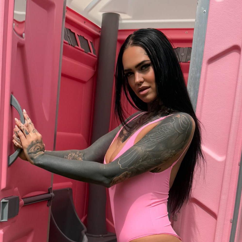 
                        Euphoria
                     is Female Escorts. | Quebec City | Quebec | Canada | canadatopescorts.com 