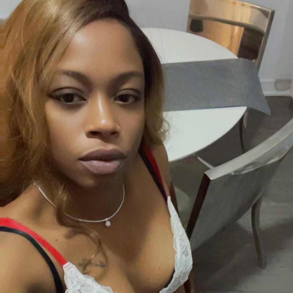 
                        Lia
                     is Female Escorts. | Quebec City | Quebec | Canada | canadatopescorts.com 