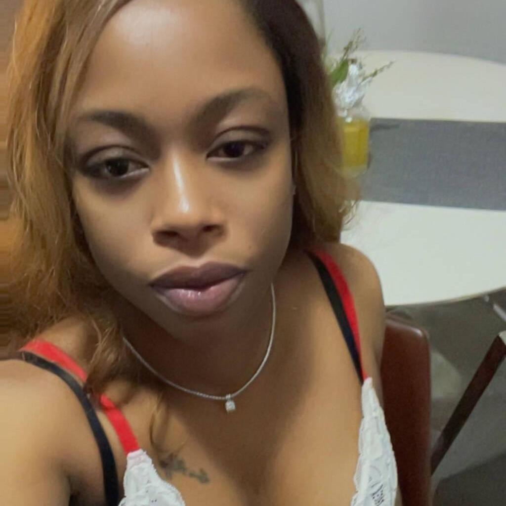 
                        Lia
                     is Female Escorts. | Quebec City | Quebec | Canada | canadatopescorts.com 