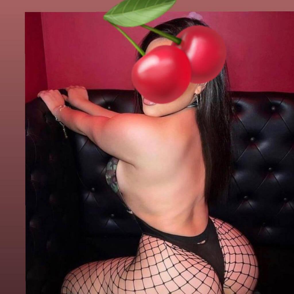 
                        Alysss
                     is Female Escorts. | Ottawa | Ontario | Canada | canadatopescorts.com 