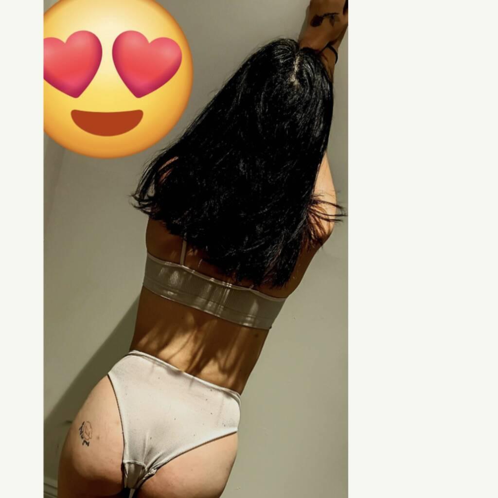 
                        Sara
                     is Female Escorts. | windsor | Ontario | Canada | canadatopescorts.com 