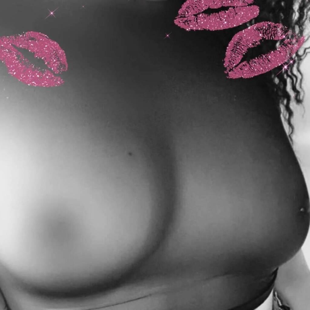 
                        Selenabarbie
                     is Female Escorts. | Sherbrooke | Quebec | Canada | canadatopescorts.com 