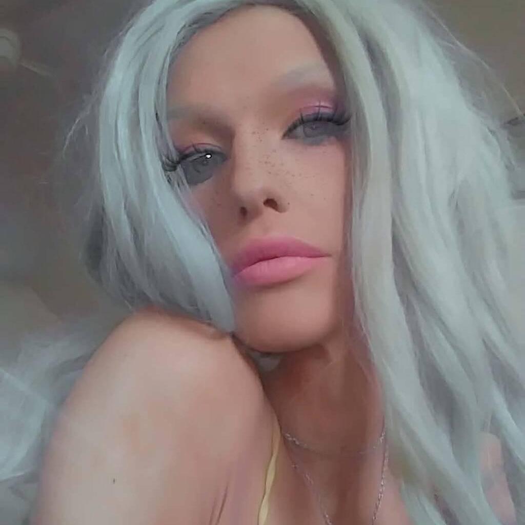 
                        Mckaela
                     is Female Escorts. | Kingston | Ontario | Canada | canadatopescorts.com 