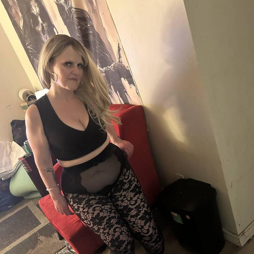 
                        London
                     is Female Escorts. | Hamilton | Ontario | Canada | canadatopescorts.com 