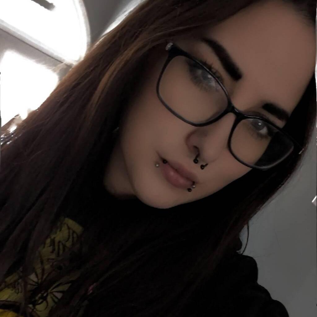 
                        Skyehigh
                     is Female Escorts. | Trois Rivieres | Quebec | Canada | canadatopescorts.com 