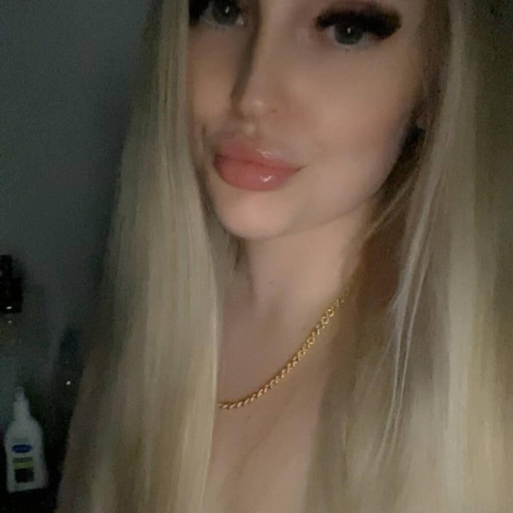 
                        Bella
                     is Female Escorts. | Saskatoon | Saskatchewan | Canada | canadatopescorts.com 