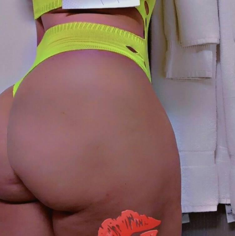 
                        Janelle(Cash Accepted)
                     is Female Escorts. | Moncton | New Brunswick | Canada | canadatopescorts.com 