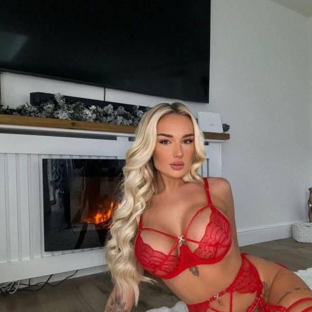 
                        Katy
                     is Female Escorts. | Sherbrooke | Quebec | Canada | canadatopescorts.com 