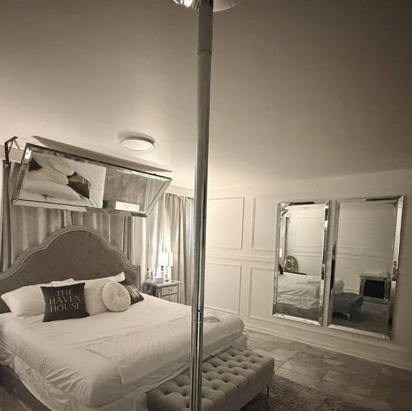 
                        Haven
                     is Female Escorts. | Saskatoon | Saskatchewan | Canada | canadatopescorts.com 