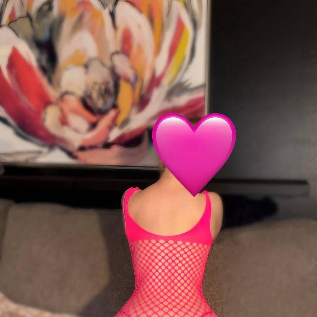 
                        Kierra- cash payment
                     is Female Escorts. | Moncton | New Brunswick | Canada | canadatopescorts.com 