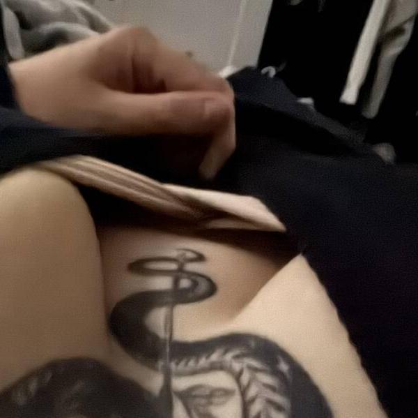 
                        Pomegrante
                     is Female Escorts. | Barrie | Ontario | Canada | canadatopescorts.com 