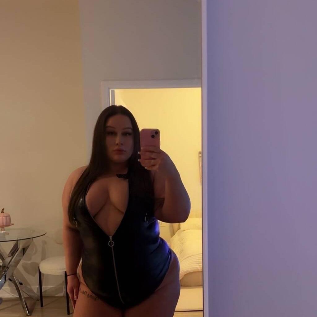 
                        𝑀𝓈𝓉𝒽𝒾𝒸𝓀𝒽𝒶𝓈
                     is Female Escorts. | Hamilton | Ontario | Canada | canadatopescorts.com 