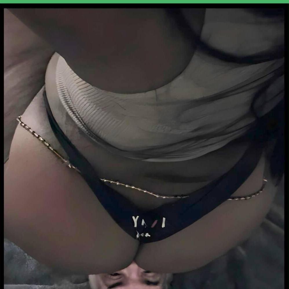 
                        rosey royale
                     is Female Escorts. | Calgary | Alberta | Canada | canadatopescorts.com 