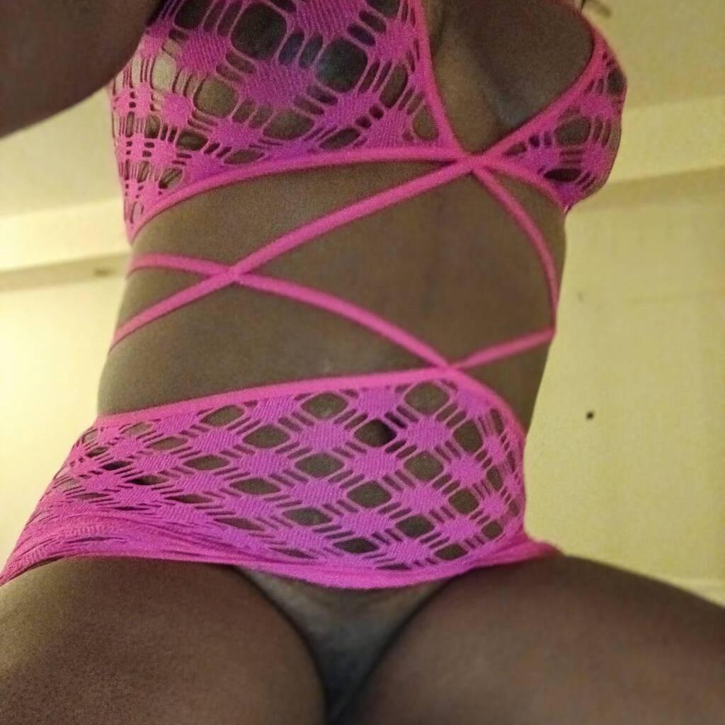 
                        Haven
                     is Female Escorts. | Red Deer | Alberta | Canada | canadatopescorts.com 