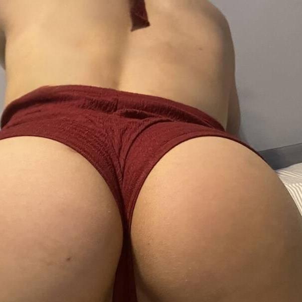 
                        Emily
                     is Female Escorts. | Quebec City | Quebec | Canada | canadatopescorts.com 
