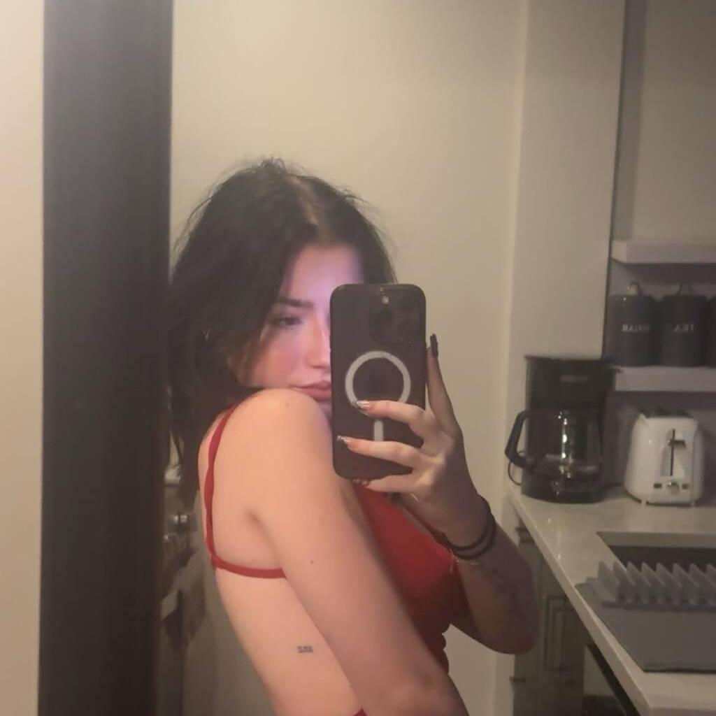 
                        Mia
                     is Female Escorts. | Quebec City | Quebec | Canada | canadatopescorts.com 