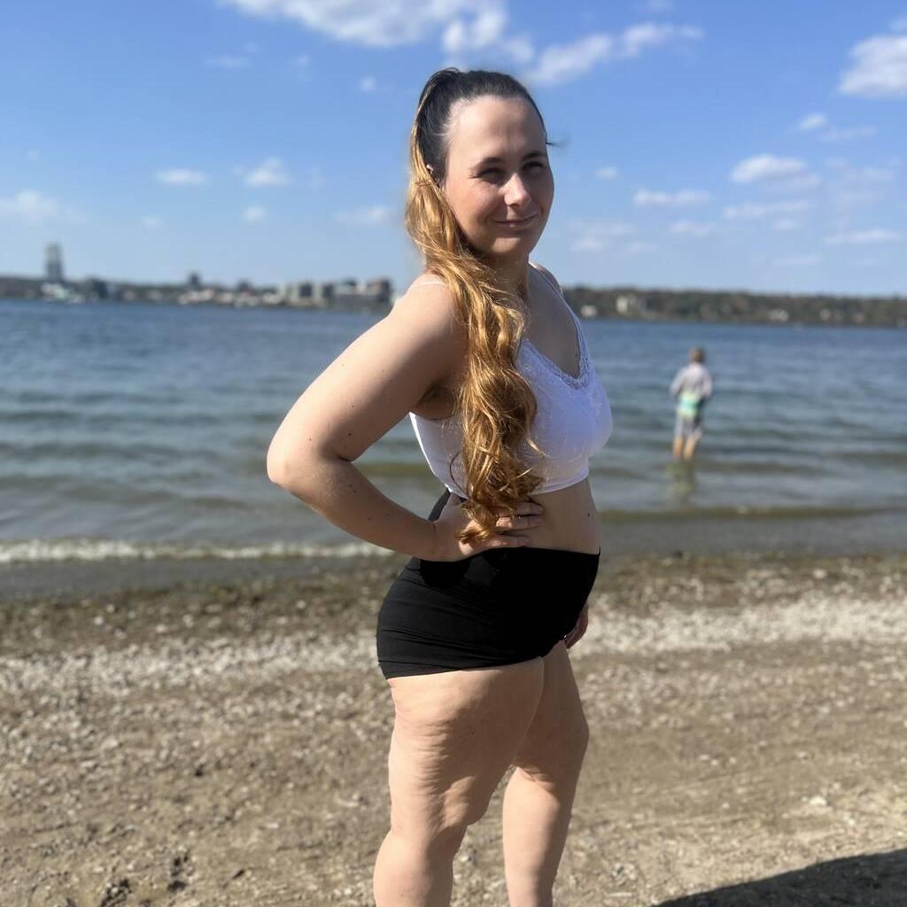 
                        Ally
                     is Female Escorts. | belleville | Ontario | Canada | canadatopescorts.com 