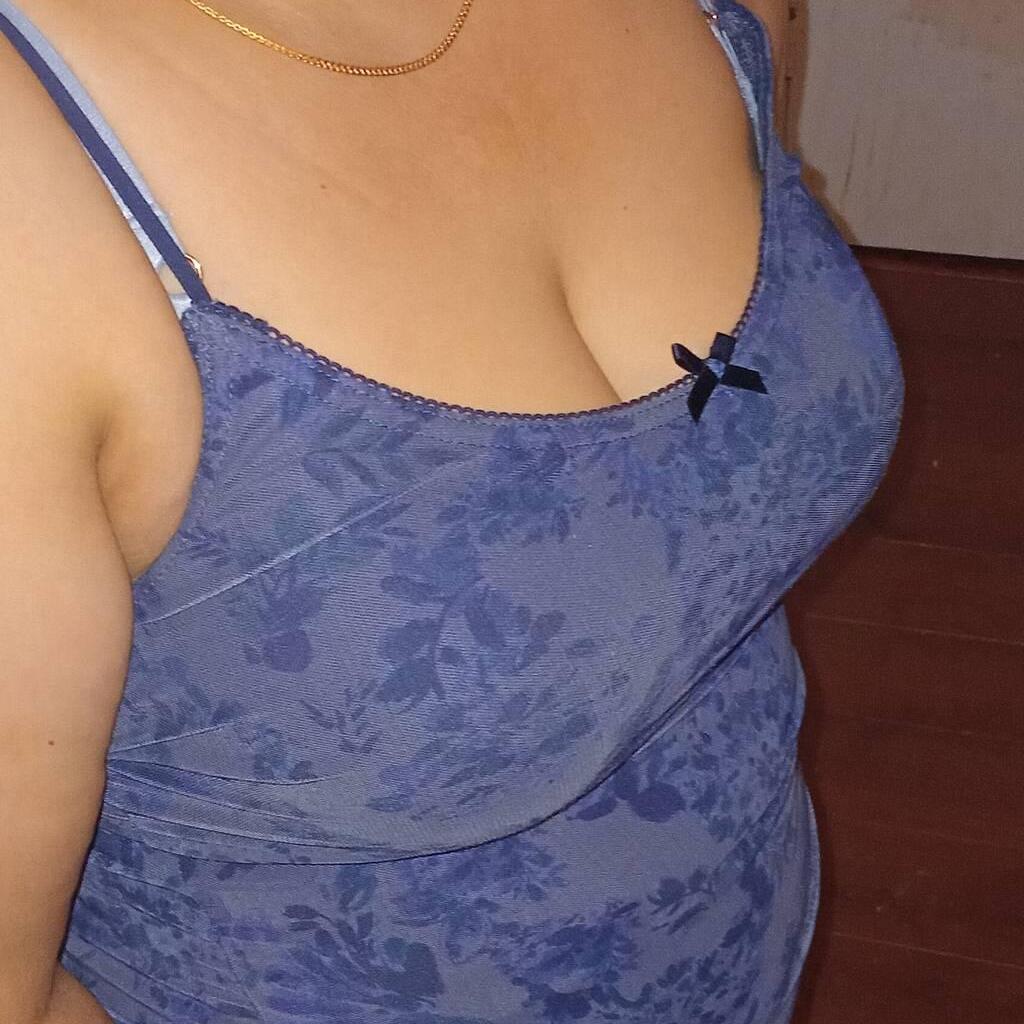 
                        Khushi
                     is Female Escorts. | Toronto | Ontario | Canada | canadatopescorts.com 