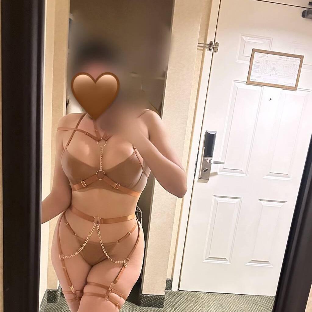 
                        Amanda Palacios
                     is Female Escorts. | Winnipeg | Manitoba | Canada | canadatopescorts.com 