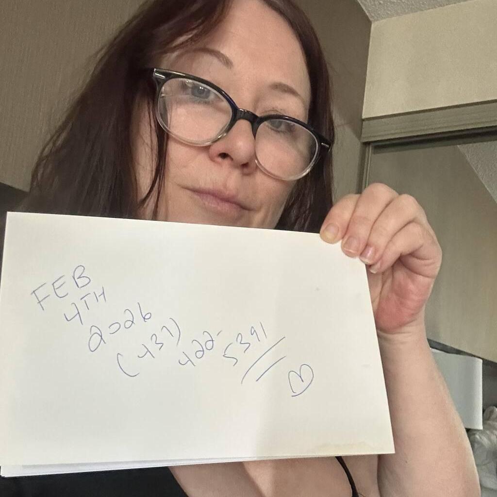 
                        Mackenzie
                     is Female Escorts. | Guelph | Ontario | Canada | canadatopescorts.com 
