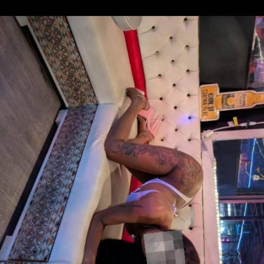 
                        Desiree
                     is Female Escorts. | Niagara | Ontario | Canada | canadatopescorts.com 