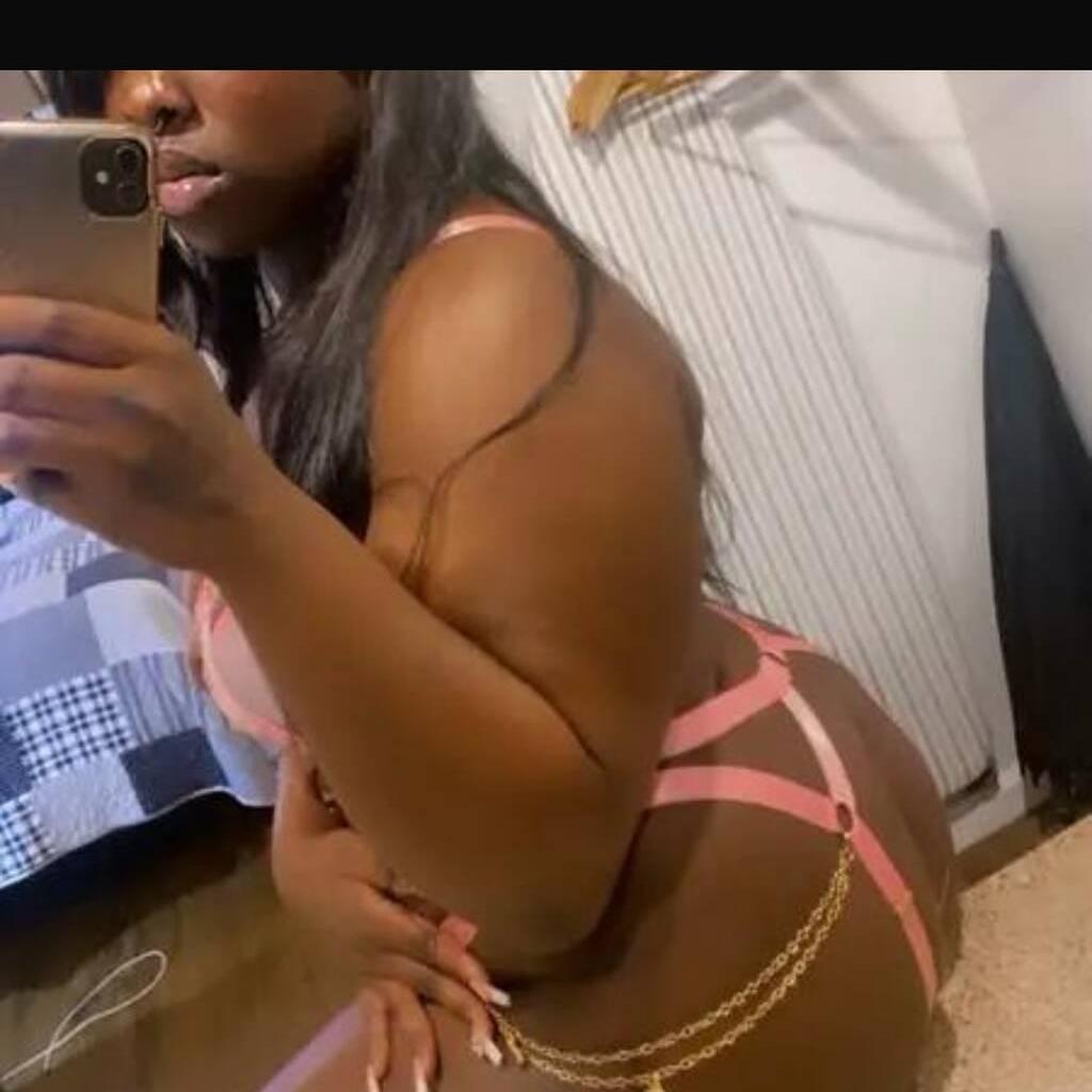 
                        Malia
                     is Female Escorts. | Montreal | Quebec | Canada | canadatopescorts.com 