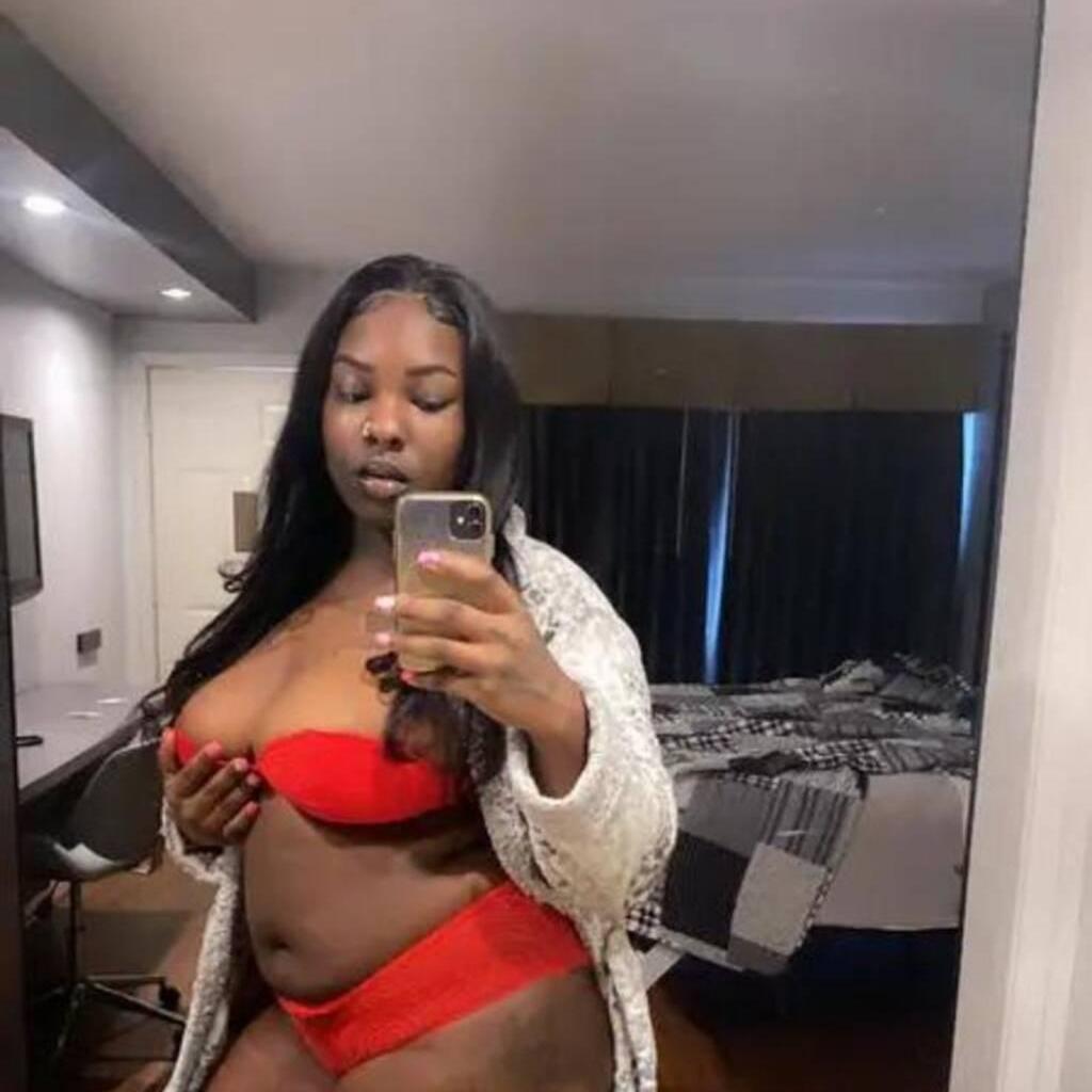 
                        Malia
                     is Female Escorts. | Montreal | Quebec | Canada | canadatopescorts.com 