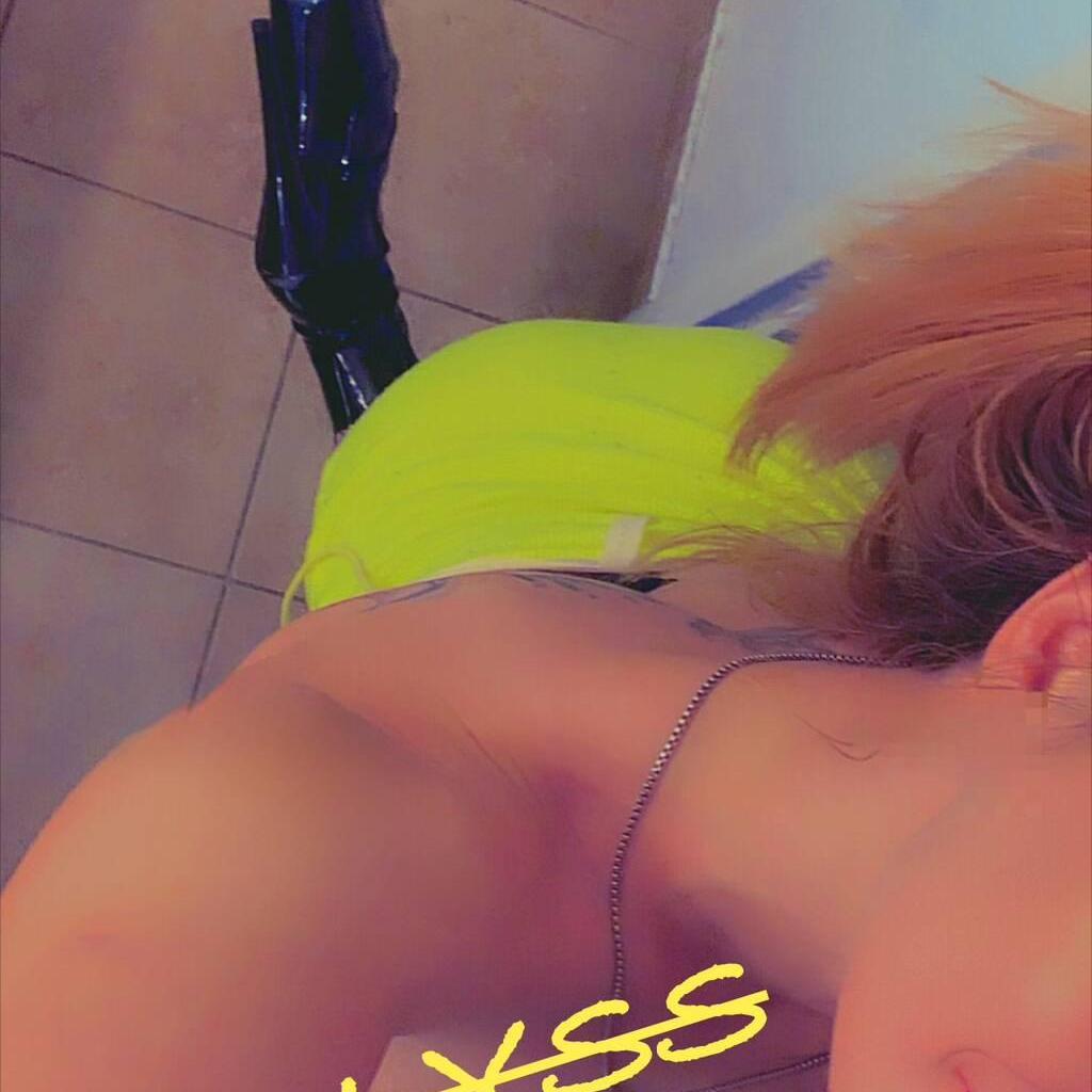 
                        Alyss
                     is Female Escorts. | Barrie | Ontario | Canada | canadatopescorts.com 