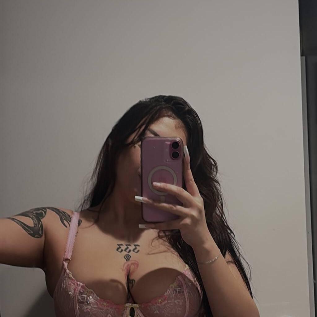 
                        Ally
                     is Female Escorts. | Vancouver | British Columbia | Canada | canadatopescorts.com 