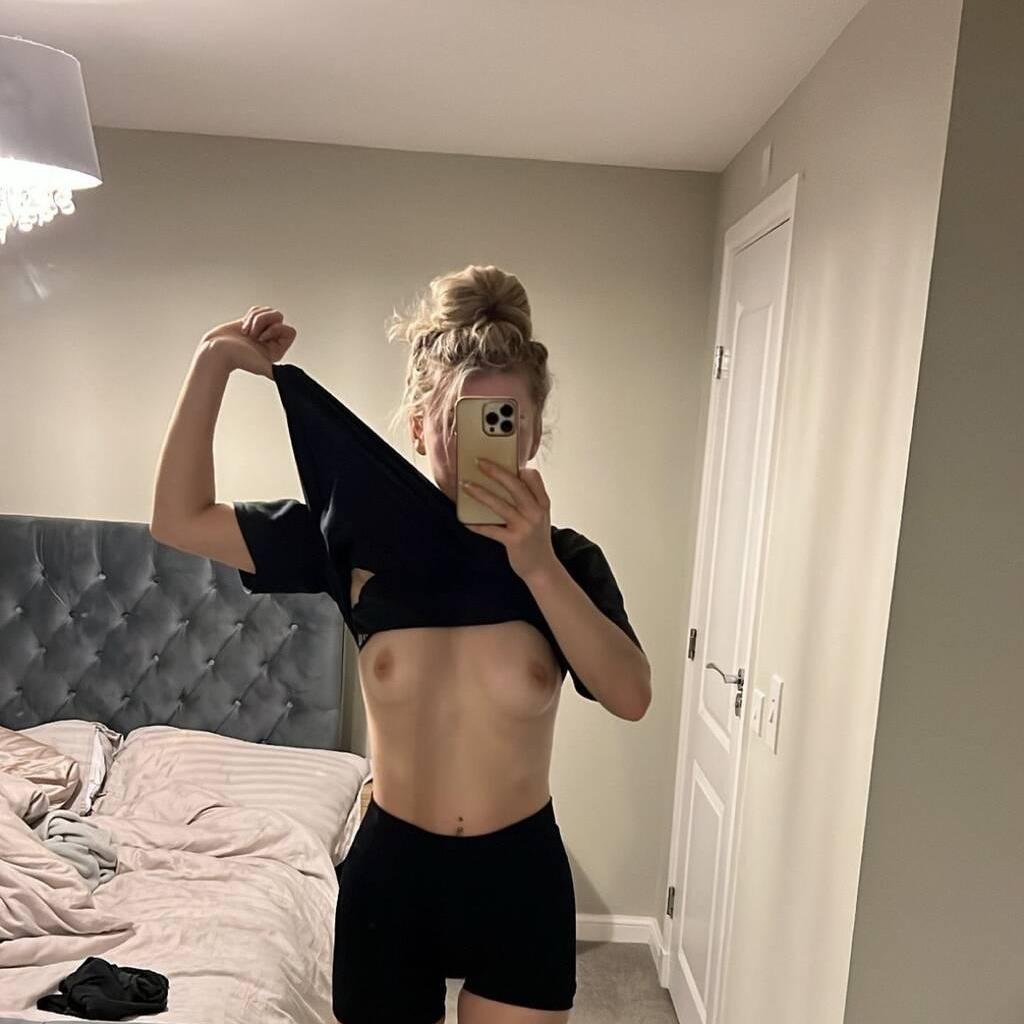 
                        Megz
                     is Female Escorts. | Kingston | Ontario | Canada | canadatopescorts.com 