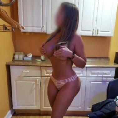 
                        Amanda
                     is Female Escorts. | windsor | Ontario | Canada | canadatopescorts.com 