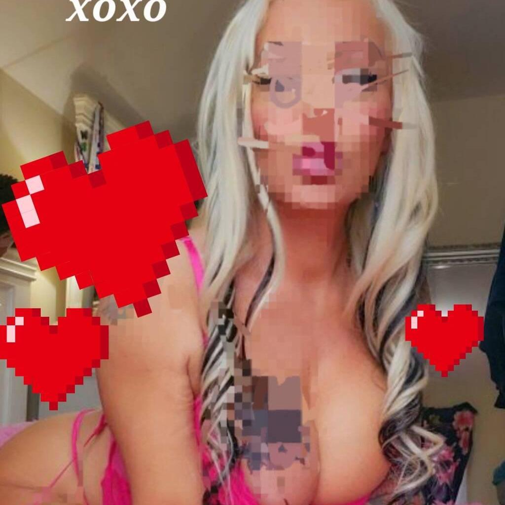 
                        Ma
                     is Female Escorts. | Winnipeg | Manitoba | Canada | canadatopescorts.com 
