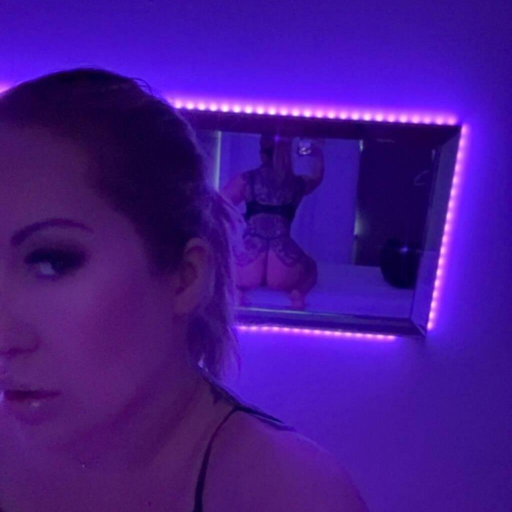 
                        Alicia kloss
                     is Female Escorts. | Saguenay | Quebec | Canada | canadatopescorts.com 