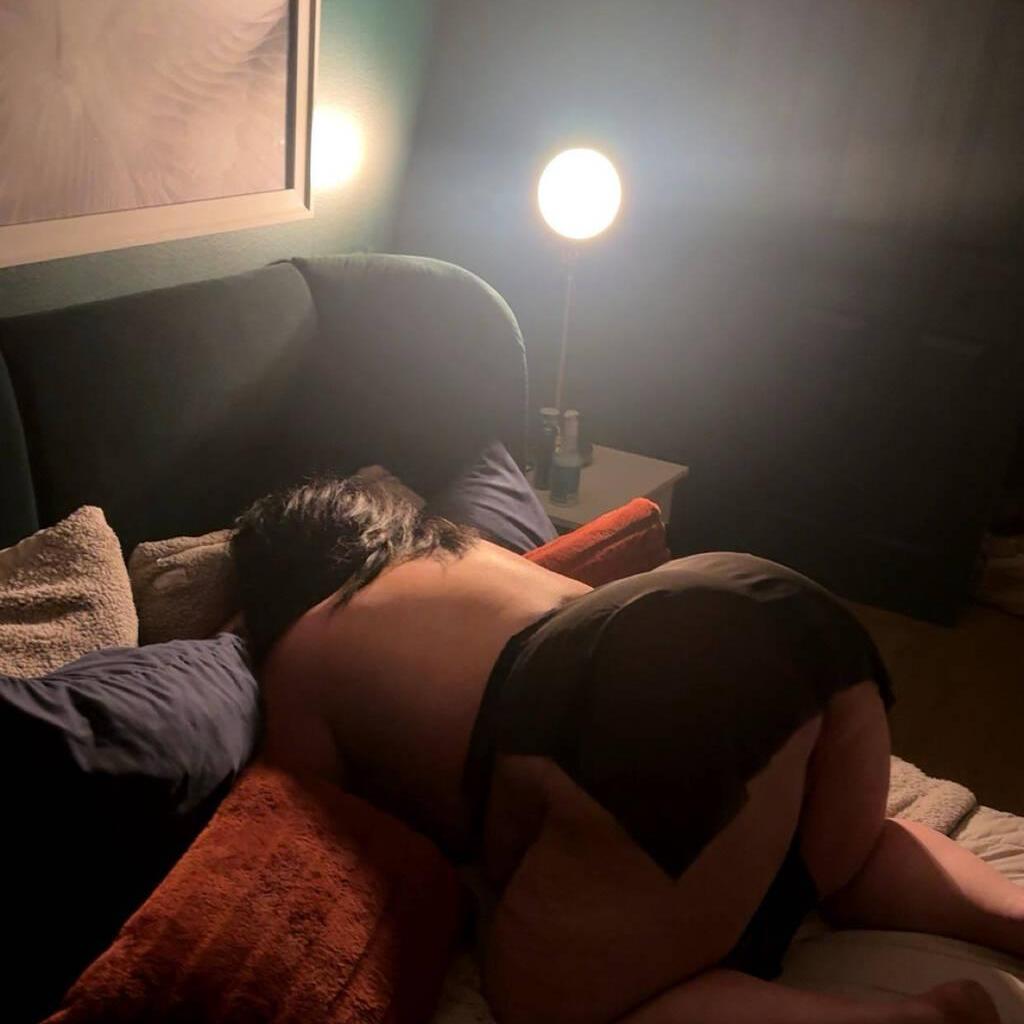 
                        Jill
                     is Female Escorts. | Calgary | Alberta | Canada | canadatopescorts.com 