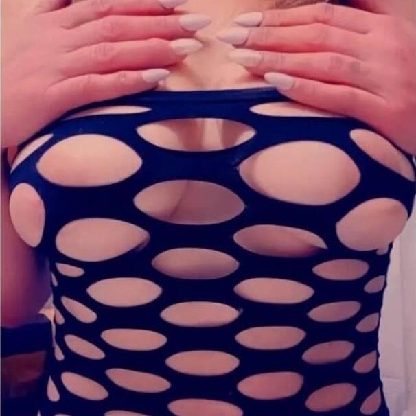 
                        BECKY
                     is Female Escorts. | Hamilton | Ontario | Canada | canadatopescorts.com 