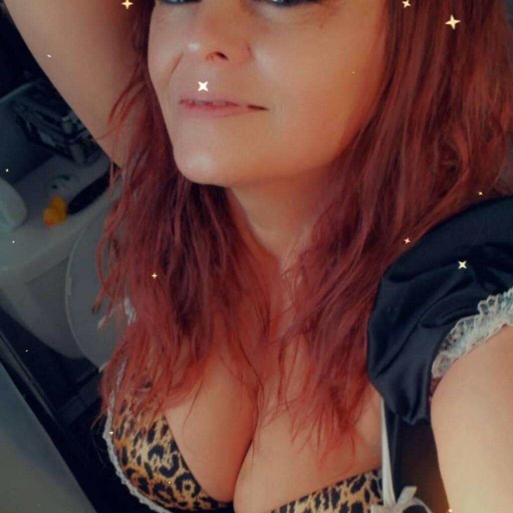 
                        Chrisinda Jones
                     is Female Escorts. | Brandon | Manitoba | Canada | canadatopescorts.com 