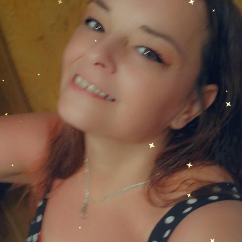 
                        Chrisinda Jones
                     is Female Escorts. | Brandon | Manitoba | Canada | canadatopescorts.com 